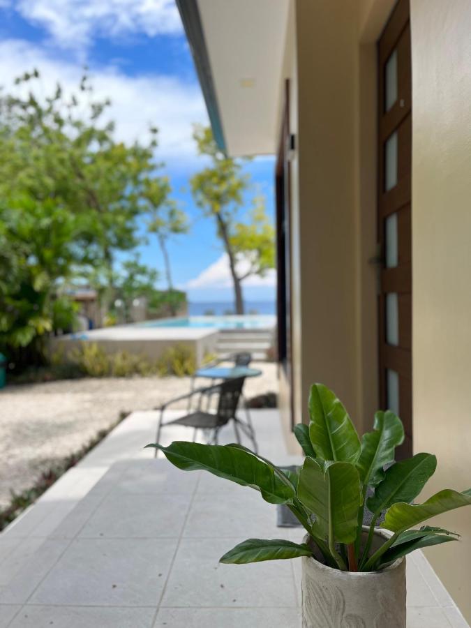 Southseas Beach Resort And Dive Center Santander Exterior photo