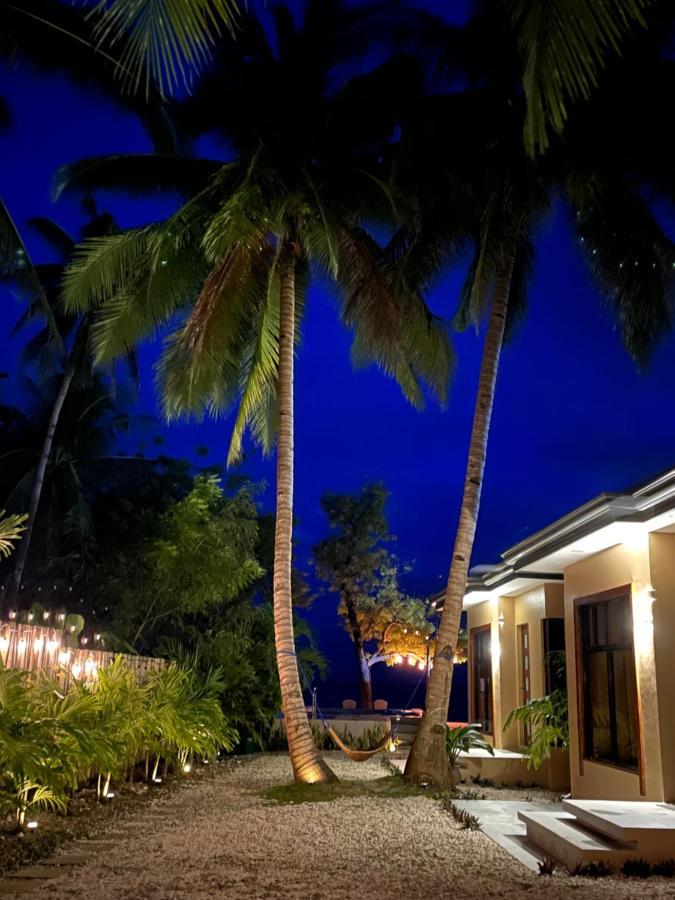 Southseas Beach Resort And Dive Center Santander Exterior photo