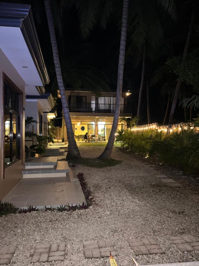Southseas Beach Resort And Dive Center Santander Exterior photo
